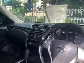 Nissan X-Trail 2015 Bensin