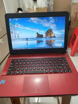 Laptop Asus 14in