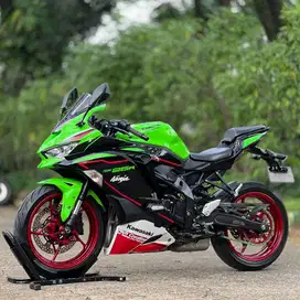 KAWASAKI ZX25R ABS SE KRT 2021 KM 16K PAJAK HIDUP SUPERB
