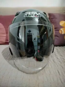 Dijual Helm RSV SV300 bekas rasa baru
