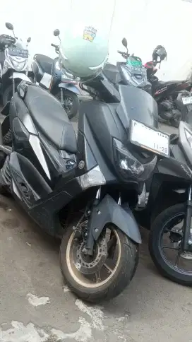 YAMAHA NMAX HITAM DOFF 155cc