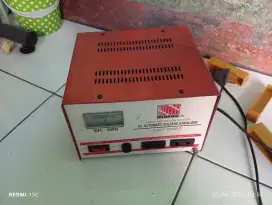 Automatic voltage stabilizer
