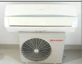 AC setengah pk Sharp