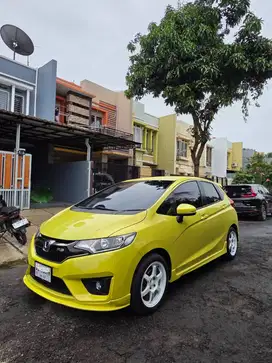 Honda Jazz RS CVT-AT