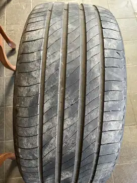 Ban Michelin 225 50 17