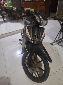Yamaha Vega r 2004 sehat murah (mumpung pemutihan pajak)