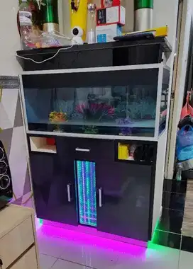 Aquarium + Lemari