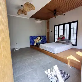 Dijual Rumah Bagus Jagakarsa Posisi Hook