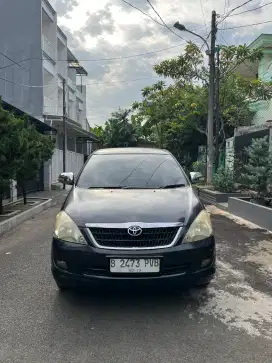 Toyota innova 2.0 G manual 2005 hitam Rp 79jt