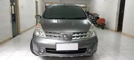 Nissan Grand Livina XV AT 2010