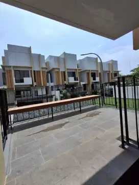 dijual rumah sisa stok ready The Blizfield BSD