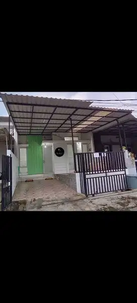 Di Jual Rumah Cantik Siap Huni ,Semi Furnish di Serpong Park