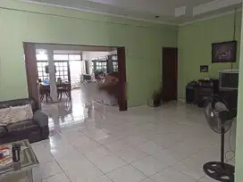 Rumah Lama Jl Bumi, Kebayoran Baru. Jaksel