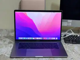 Macbook pro tb 2017 i7 16/512 15 inch