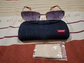 JUAL KACAMATA HITAM LEVIS ORIGINAL ASLI,BARU,HARGA NEGO SAMPAI DEAL