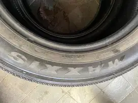 Ban maxxis 235 60 R17