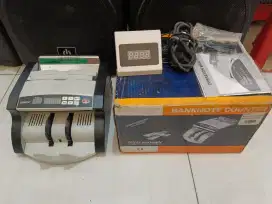 Mesin Penghitung Uang kertas Banknote Counter Krisbow BJ-02EUV