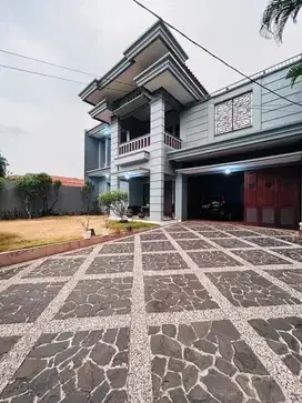 Dijual Rumah Jalan jeruk purut, cilandak timur, jakarta selatan