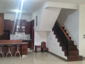 Jual Rumah Jalan Anggrek Garuda, Kemanggisan