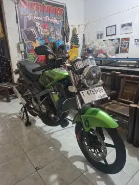 Kawasaki Ninja ss/r 2008