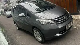 Honda Freed E PSD 2011 abu-abu lokasi tebet