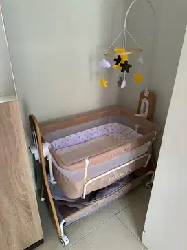 Tempat tidur box bayi 0 bulan