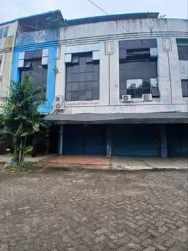 Disewakan Ruko Gandeng 2 Eks Workshoo di Kayuringin Jaya, Bekasi Selat