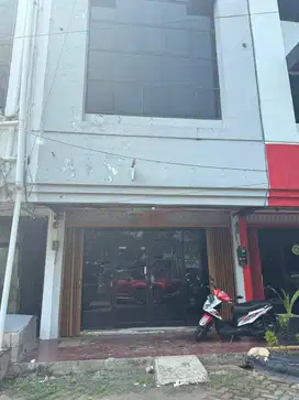 Disewakan Ruko 3,5 Lantai Siap Pakai Di  Bekasi Selatan