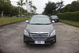 INNOVA G DISEL MANUAL THN 2014#KONDISI SIAP PAKAI DAN TANGAN PERTAMA