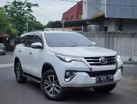Toyota Fortuner 2.4 VRZ At Putih 2017