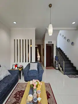 Dijual Rumah Terawat di Komplek Batununggal Bandung