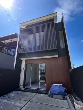 SUAMI TIDAK BERCERITA TAU-TAU BELI RUMAH BUAT KELUARGA :)