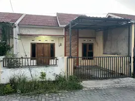 Rumah murah siap huni dekat Alfamart papahan Karanganyar