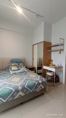 Apartemen Denver Unit Balkon Studio ful perabot View kota