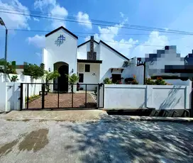Rumah Vintage Siap Huni Sayap Gegerkalong Kota Bandung