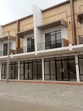 Ruko 2 lantai siap huni di karawaci, lokasi sudah ramai kawasan aktif.