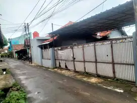 Rumah deket pasar tengah kota surat SHM