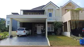 Di jual cepat rumah cantik siap huni 5+1 kt di kota wisata