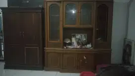 Lemari dan buffet bekas