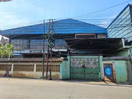 DI JUAL CEPAT RUMAH HOOK JALAN UTAMA DENGAN TOTAL LUAS 564M2