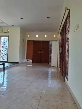 Disewakan Rumah Siap Huni Di Taman Buaran Indah Duren Sawit Jakarta Ti