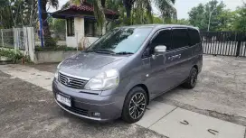 Nissan Serena 2.0 HWS Automatic 2011 Low KM