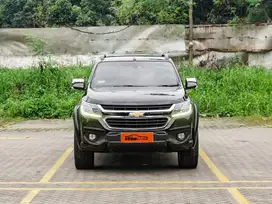[LOW kM]CHEVROLET COLORADO 2.8 4x4 HIGH COUTRY AT DC DISEL 2019 HITAM