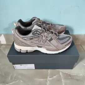 New Balance 1906U x N.Hoolywood x Invincible