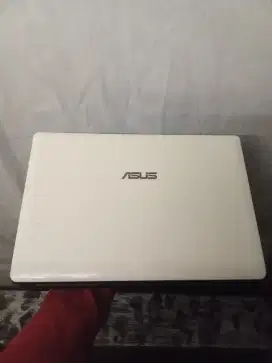 LAPTOP ASUS X43E