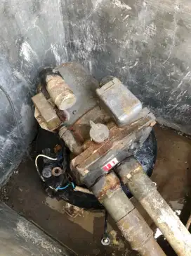 Jasa layanan service pompa air