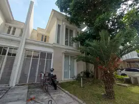 Dijual Rumah semi furnish Pakuwon City Surabaya Timur