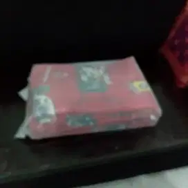 Bad cover dan seprai micey mouse