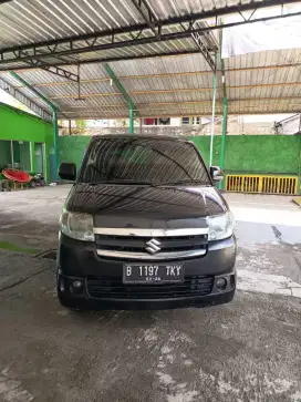 Suzuki APV Deluxe 2011