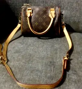LV SPEEDY BANDOU 20CM ONLY BAG JGN NANYA YG GAK ADA DI KETERANGAN
